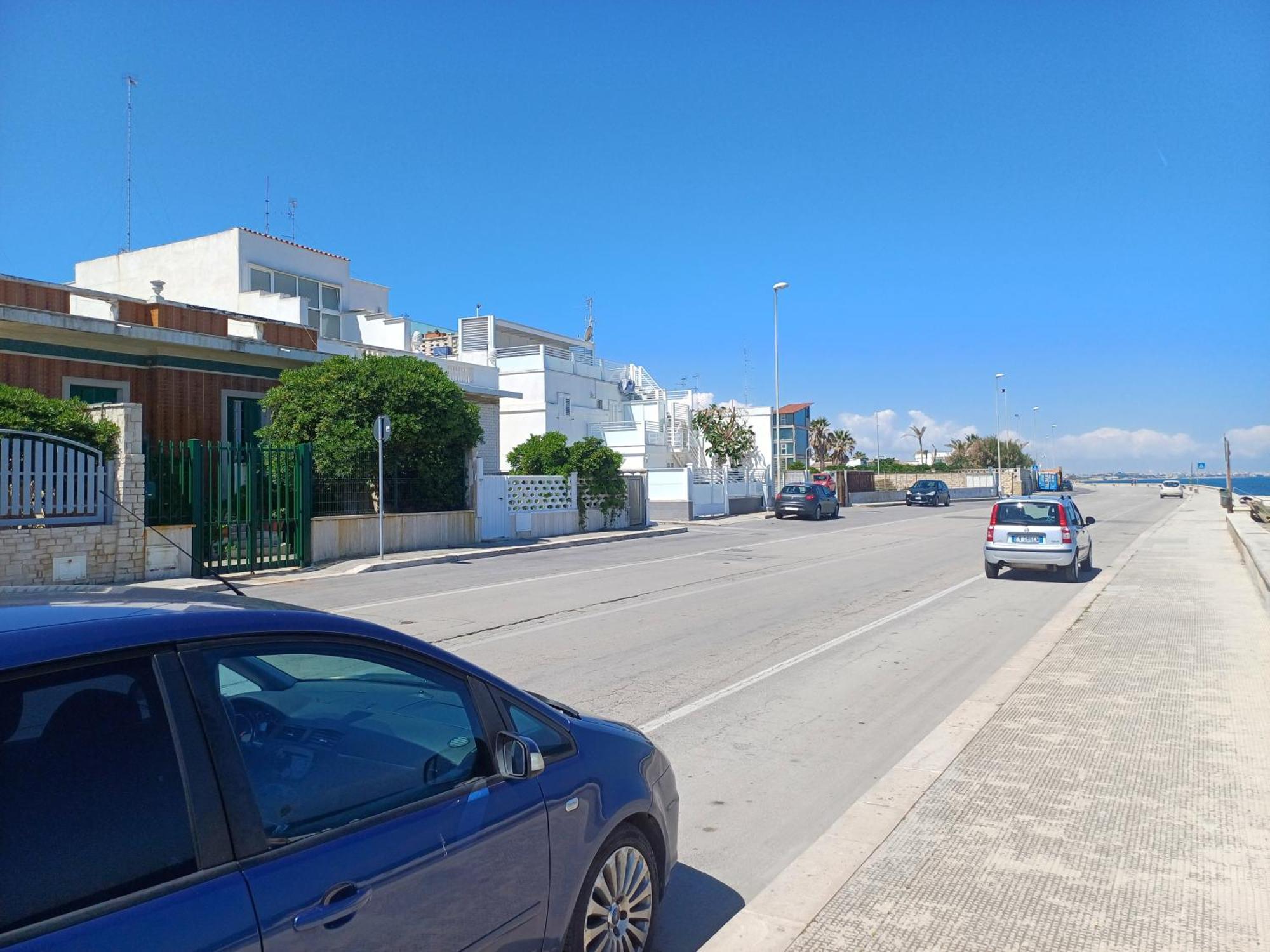 Yume Beach Bari Bagian luar foto