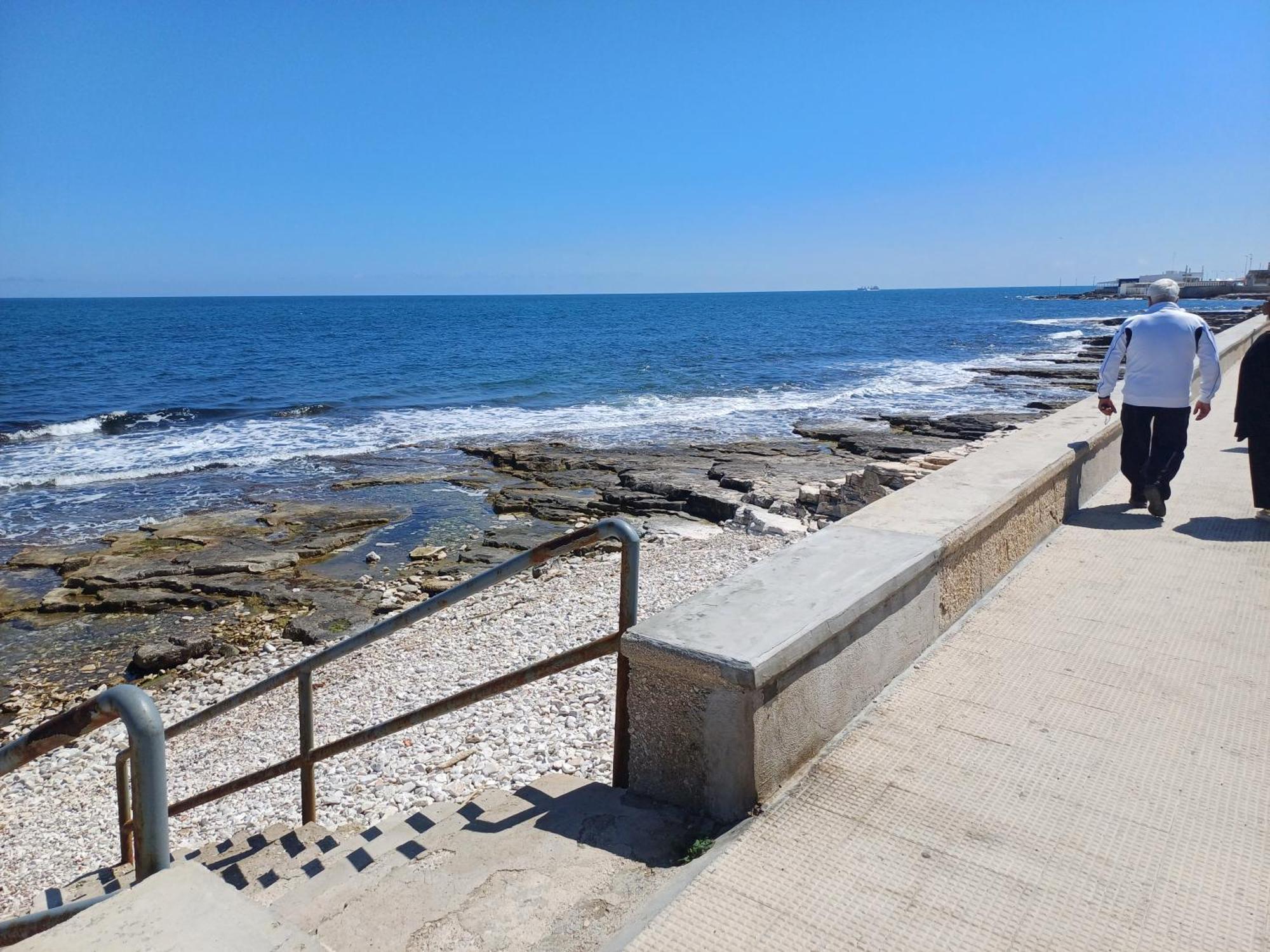 Yume Beach Bari Bagian luar foto